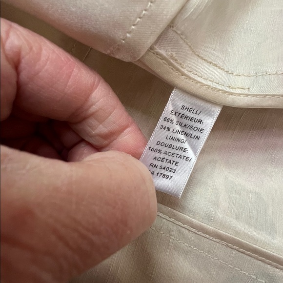 Banana Republic trench coat women’s gold silk gorgeous floral size medium NWOT - Picture 5 of 5